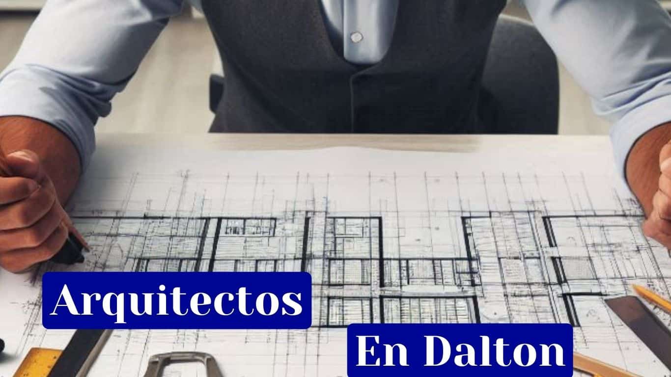 plano de un arquitecto trabajando